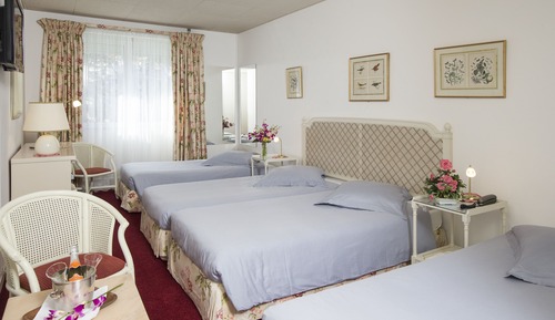 Standard Quadruple Room, Multiple Beds, Non Smoking