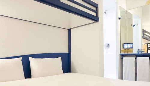 Triple Room, Multiple Beds