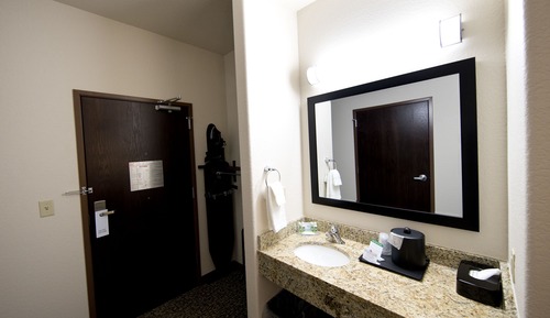 Room, 1 King Bed, Accessible Tub, Non Smoking