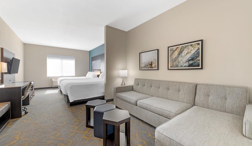 Suite, 2 Queen Beds, Non Smoking, Refrigerator & Microwave
