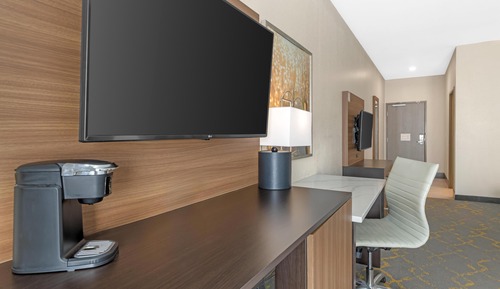 Suite, 1 King Bed, Non Smoking, Refrigerator & Microwave