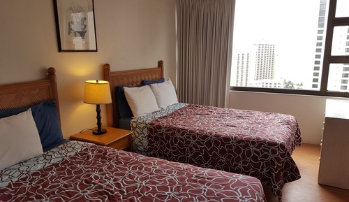 Basic Apartment, 1 King Bed with Sofa bed, Accessible, Mountain View