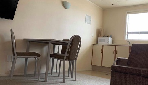 Studio, 2 Single beds