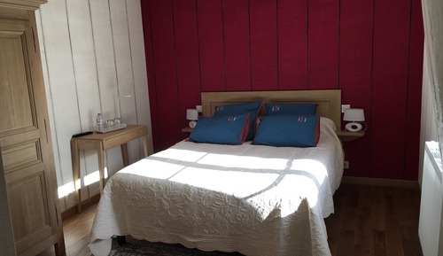 Double Room (Rouge Gorge)