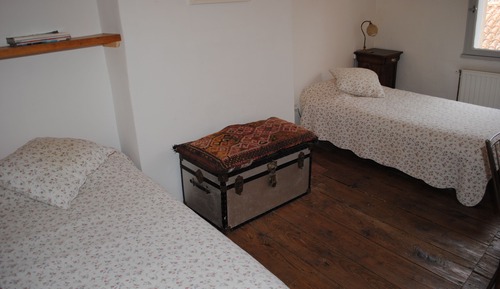 Twin Room (Suite 2)