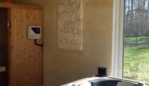 Double Room (Carmen)