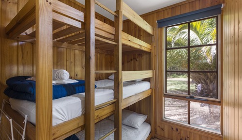 Standard 2 Bedroom Cabin - Olde Town