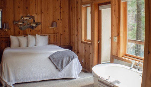 Romantic Studio Suite