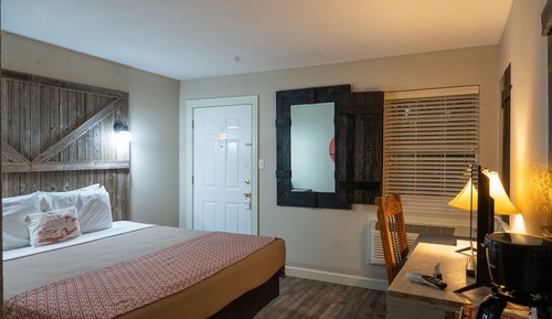 Room, 1 King Bed, Accessible, Non Smoking