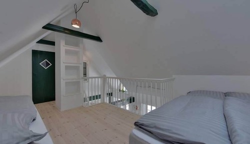 Family Apartment, Multiple Beds (25B)