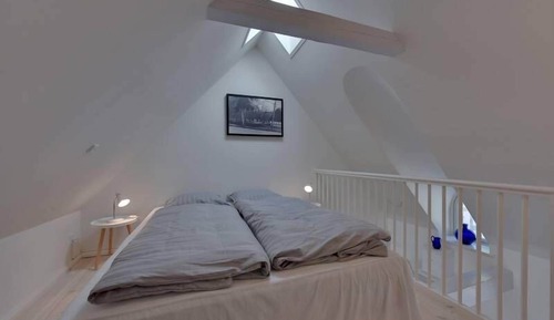 Family Apartment, Multiple Beds (25C)