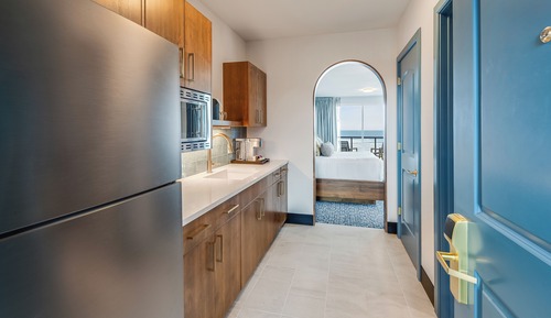 Premier Corner King Studio