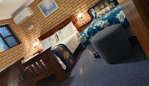 Deluxe Room, Multiple Beds, Non Smoking, Garden View