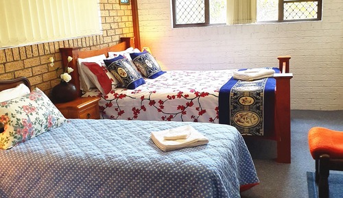 Comfort Room, Multiple Beds, Non Smoking