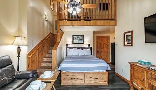 Family Duplex, 2 Queen Beds, Non Smoking