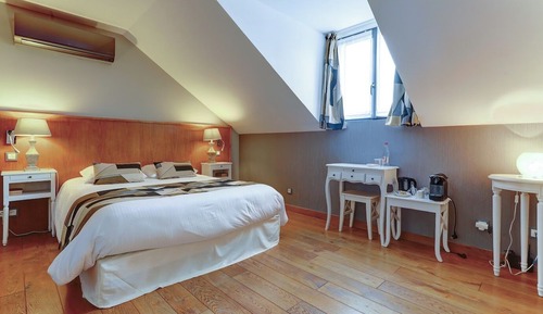 Double Room (Angélique)