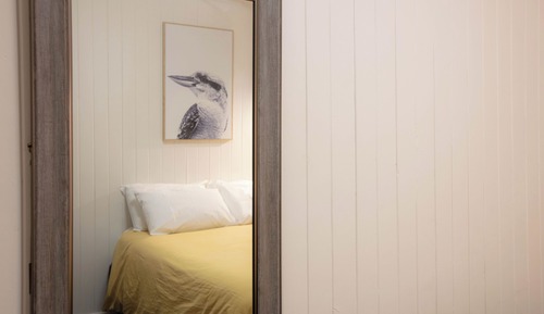 Double Lodge Shared Bathroom