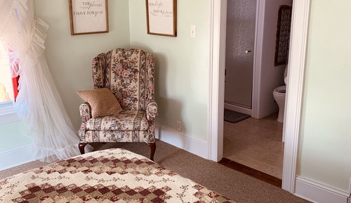 Faith - Upstairs bedroom