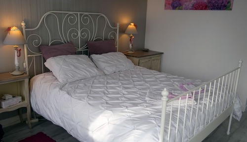 Double Room (Hortensia)