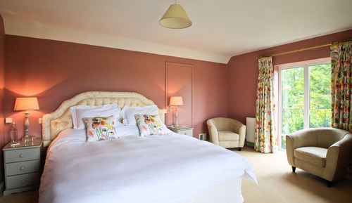 Deluxe Double Room, 1 King Bed, Ensuite, Garden View