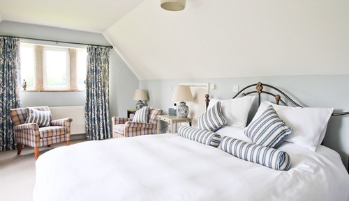 Deluxe Double Room, 1 King Bed, Ensuite, Garden View