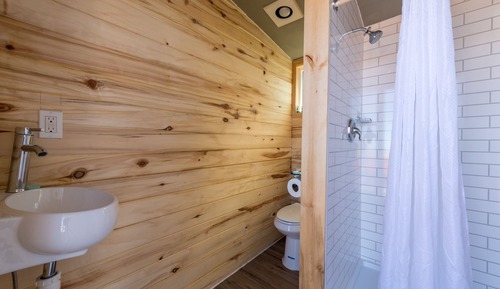 House, Shared Bathroom (Geodesic Dome)