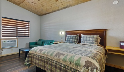 Double Room, Ensuite, Park View (Deluxe Plus)
