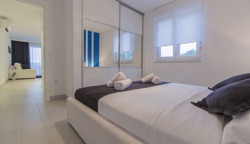 Apartment (A6)