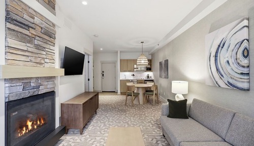 Mosaic One Bedroom Suite