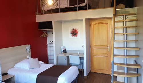 Deluxe Triple Room