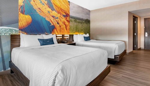 Standard Room, 2 Queen Beds, Non Smoking