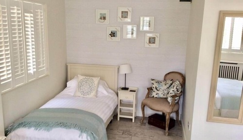 Family Room (Pet Friendly)