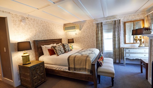 Comfort Single Room, 1 Queen Bed, Fireplace