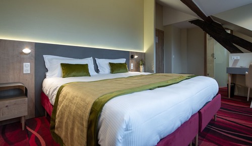 Superior Suite, Ensuite, Garden View (Chambre Licorne)