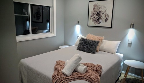 Superior Cabin, Sleeps 5