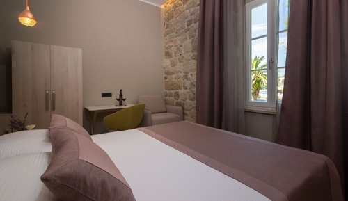 Deluxe Double Room, 1 Queen Bed, Non Smoking, Sea View
