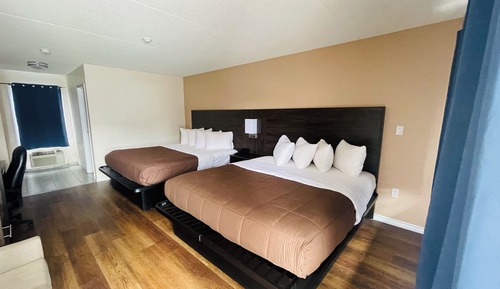 Standard Room (2 King beds)