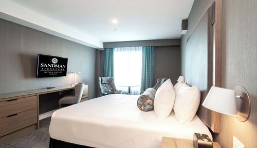 Standard Room, 1 King Bed, Accessible