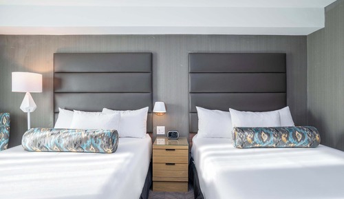 Standard Room, 2 Queen Beds