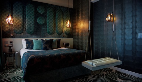 Superior Boudoir Room