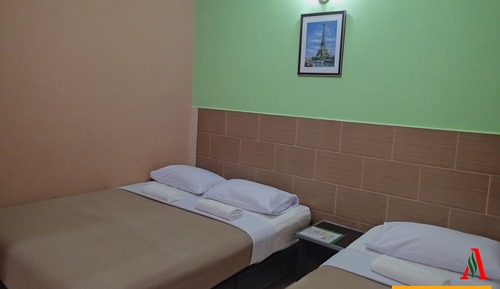 Standard Triple Room, Multiple Beds, No Windows