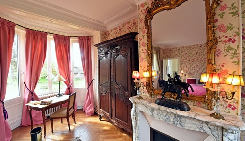 Double Room (Condé)