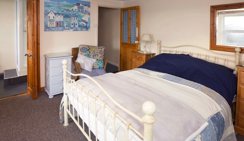 Kayleigh Room, Ensuite