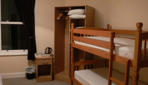 Large Family Room, 2nd Floor