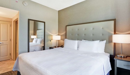 Studio Suite, 1 King Bed, Non Smoking