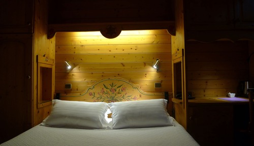 Classic Double Room, 1 Queen Bed, Non Smoking