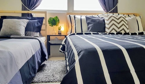 2-Bedroom Apartment with Balcony