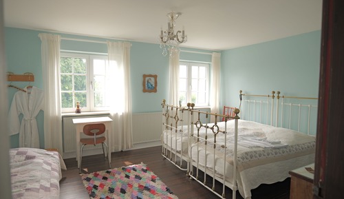 Værelse til 3 personer med fælles badeværelser