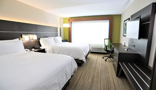Suite, 2 Queen Beds, Accessible (Mobility, Tub)