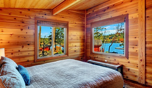 Luxury 2 Bedroom Cabin, King Beds, Harbor View